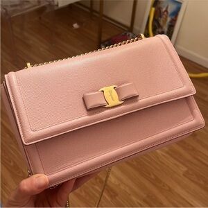 Salvatore Ferragamo Ginny Light Pink Leather Purse